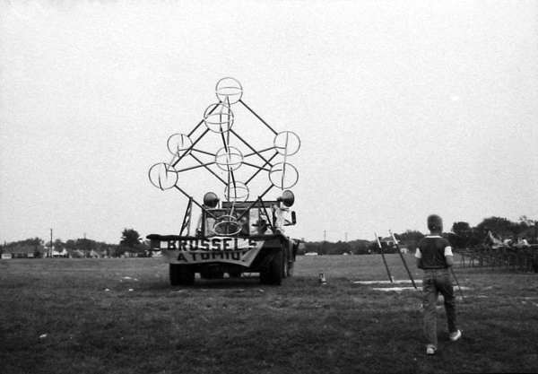 Carnival - Brussel's Atomics Ride 1958
